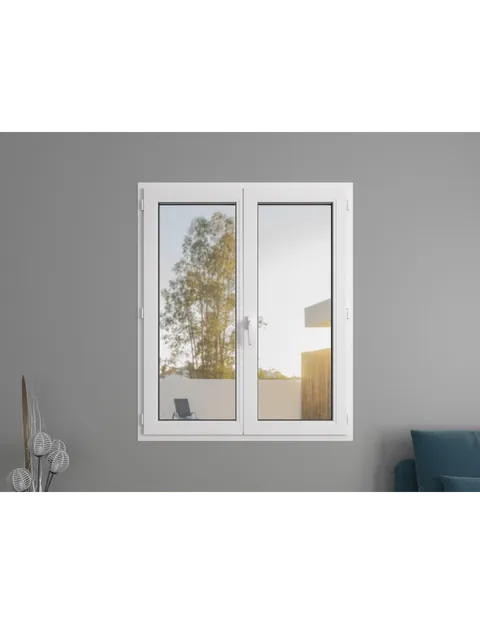 Fenêtre PVC blanche à deux vantaux